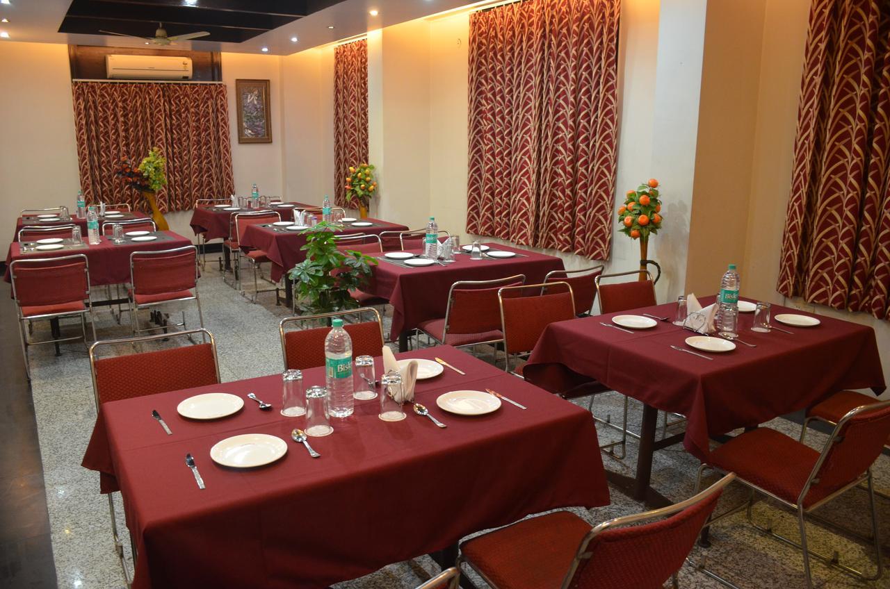 Hotel Jinendra Inn جايبور المظهر الخارجي الصورة
