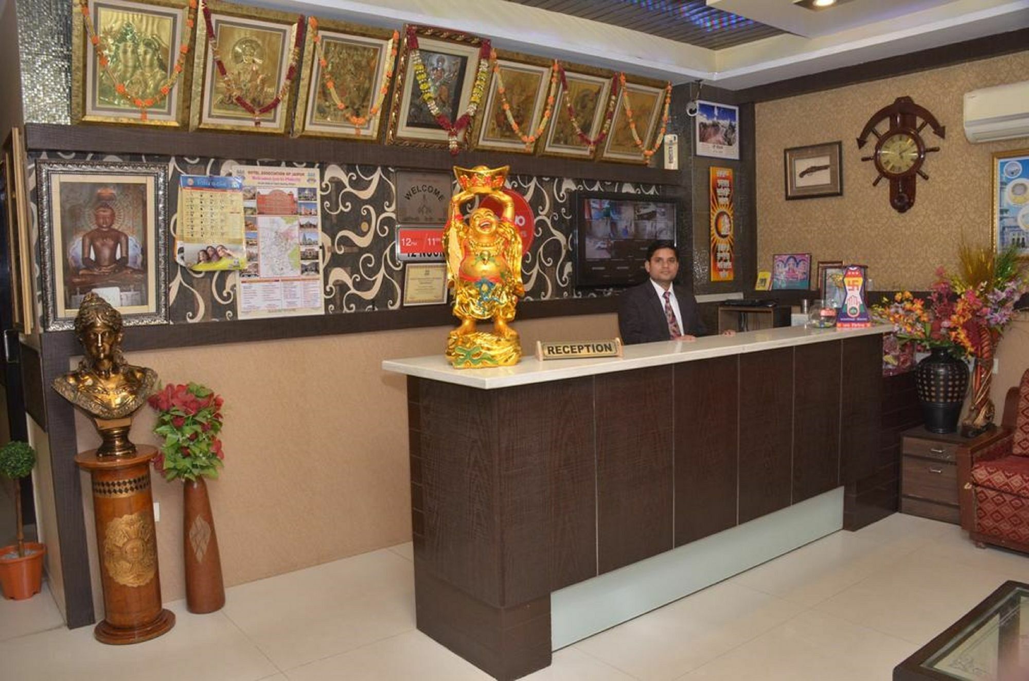 Hotel Jinendra Inn جايبور المظهر الخارجي الصورة